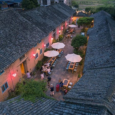 The Giggling Tree Hotel Yangshuo Exterior photo